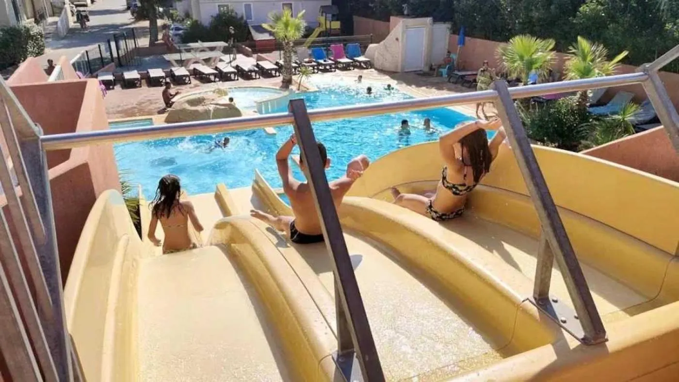 Campsite Camping 4 Etoiles - Parc Aquatique - Eebada Bormes-les-Mimosas France